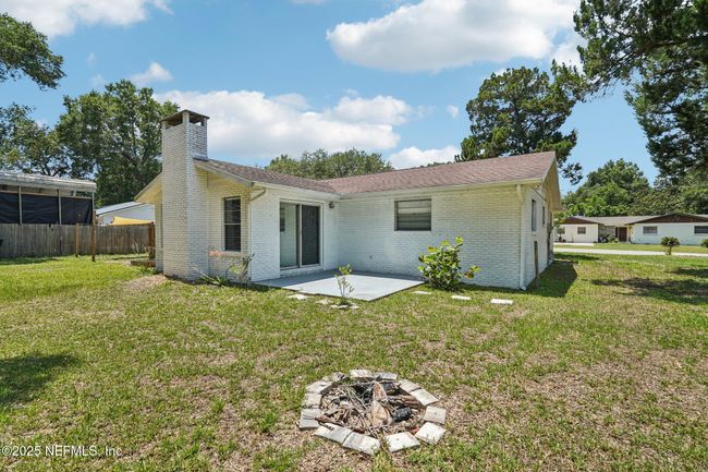 645 Shady Ln, House other with 3 bedrooms, 2 bathrooms and null parking in Keystone Heights FL | Image 36