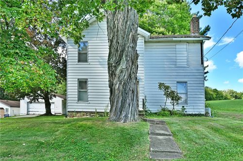 614 Spring St, Jamestown, PA, 16134-9120 | Card Image