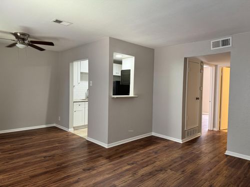 apt-12-2101 6th Ave N, Texas City, TX, 77590-7145 | Card Image