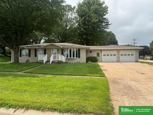 502 S Summit Ave, Hartington, NE, 68739-4600 | Card Image