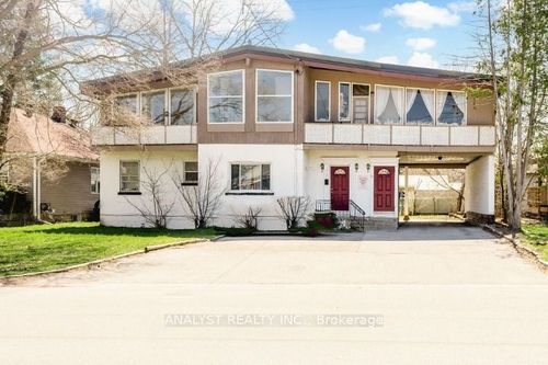 37 Donald St, Barrie, ON, L4N1E4 | Card Image