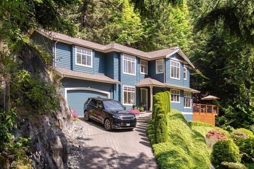 5780 Cranley Dr, West Vancouver, BC, V7W1S8 | Card Image