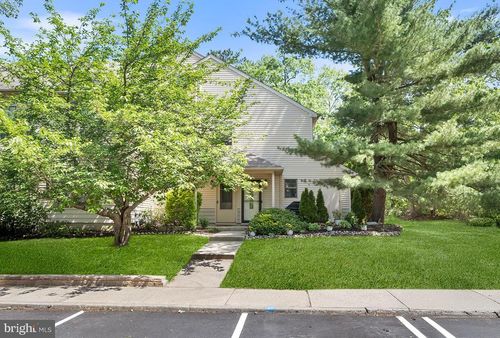 1111 Poppy Pl, Jackson, NJ, 08527-2588 | Card Image