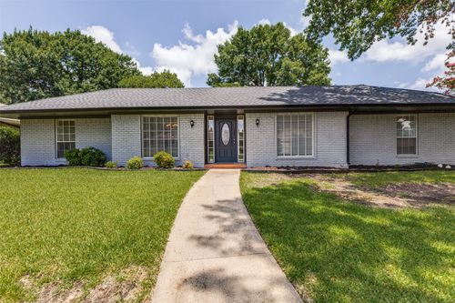2305 Williams Way, Plano, TX, 75075-3128 | Card Image