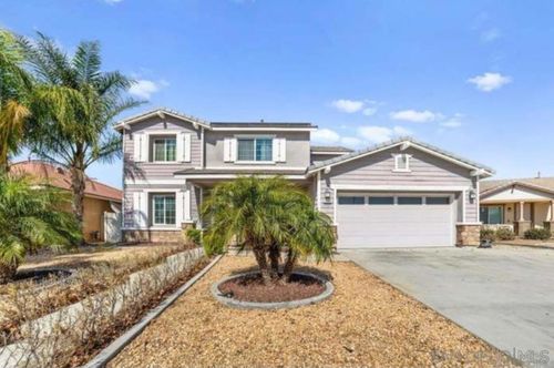 2090 Trinket Cir, San Jacinto, CA, 92582-2250 | Card Image