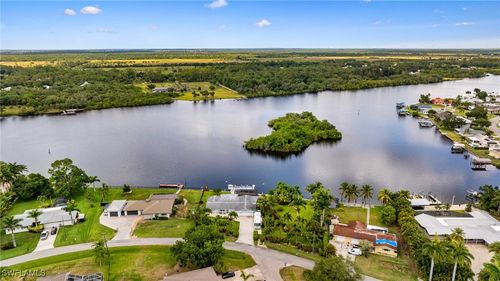 14550 Riverside Dr, FORT MYERS, FL, 33905-4716 | Card Image