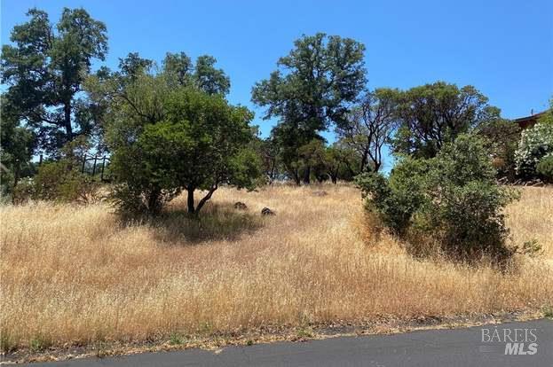Land in Hidden Valley Lake