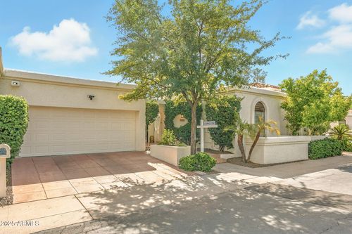 2505 E Palo Verde Dr, Phoenix, AZ, 85016-2830 | Card Image
