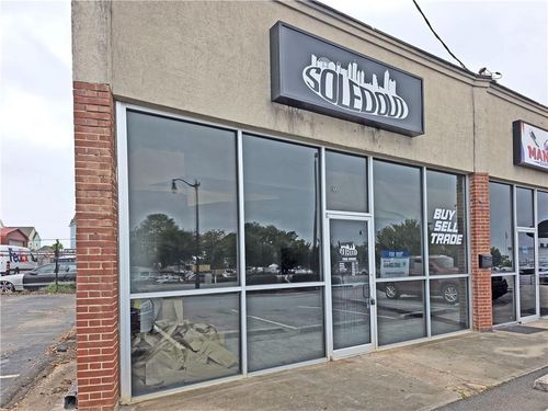 end-903 Roswell St Ne, marietta, GA, 30060-2138 | Card Image