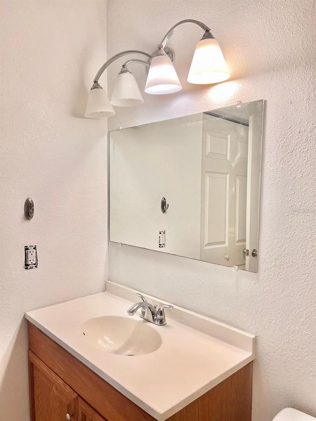 UNIT-1101 - 9481 Highland Oak Dr, Condo with 3 bedrooms, 2 bathrooms and null parking in TAMPA FL | Image 16