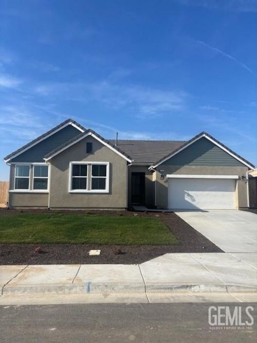 6701 Cedar Post Dr, Bakersfield, CA, 93314-8279 | Card Image