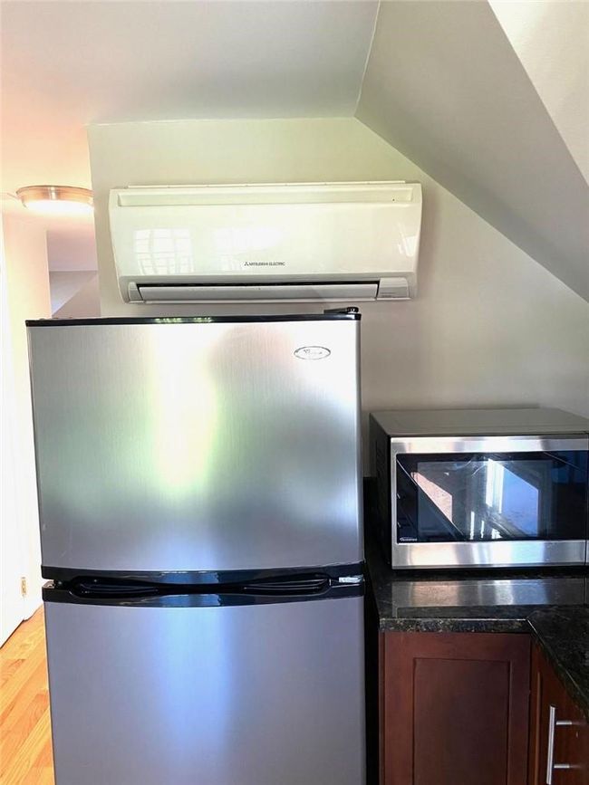 2 - 349 Vineyard Ave, Condo with 1 bedrooms, 1 bathrooms and null parking in Highland NY | Image 14
