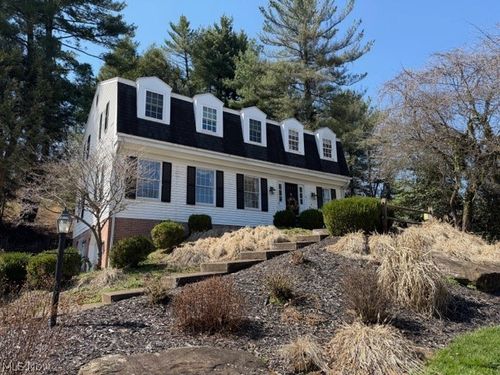 6 Lynnwood Drive, Vienna, WV, 26105 | Card Image