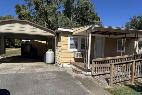 689 Capshaw Road, Madison, AL, 35757 | Card Image