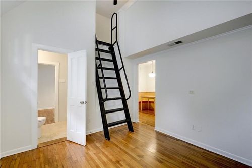 13a-1110 W 22nd Street, Austin, TX, 78705 | Card Image