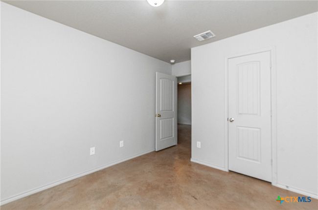 6903 Oliver Loving Dr, House other with 5 bedrooms, 3 bathrooms and null parking in Killeen TX | Image 20