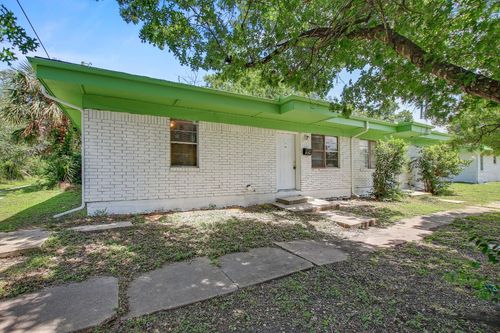 401 Branch St, Taylor, TX, 76574-2871 | Card Image