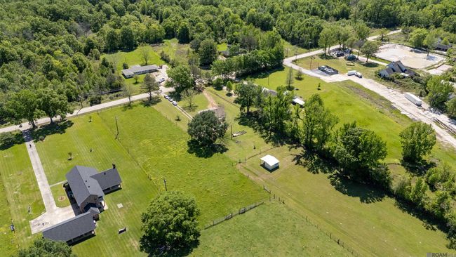 2015 Old Baker Rd, House other with 2 bedrooms, 1 bathrooms and null parking in Zachary LA | Image 37