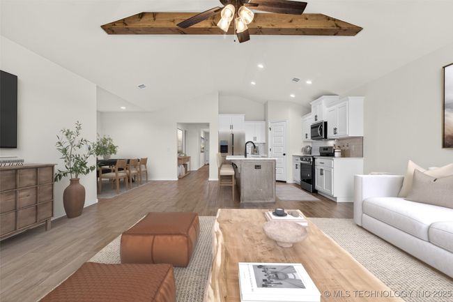 8520 E El Paso St, House other with 4 bedrooms, 2 bathrooms and null parking in Broken Arrow OK | Image 15