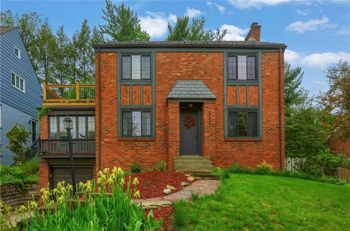 111 E Bruceton Rd, Pleasant Hills, PA, 15236-4411 | Card Image