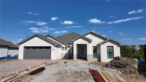 6635 Mccormick Dr, Shawnee, KS, 66226-3581 | Card Image