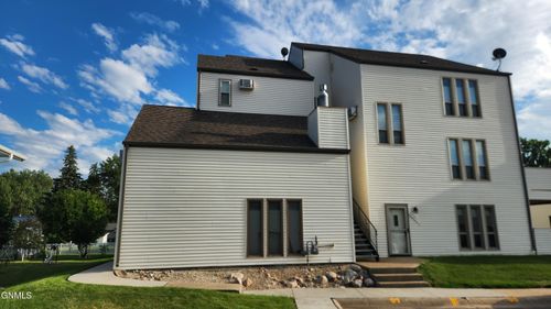 1101 Jefferson Ave, Bismarck, ND, 58504-5319 | Card Image