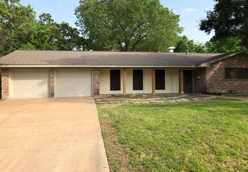 201 Brookside Drive W, Bryan, TX, 77801 | Card Image