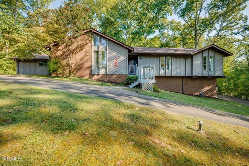 3704 Blackheath Rd, Kingsport, TN, 37660-1009 | Card Image