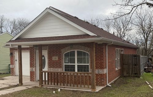 125 N Aiken St, Waxahachie, TX, 75165-3860 | Card Image