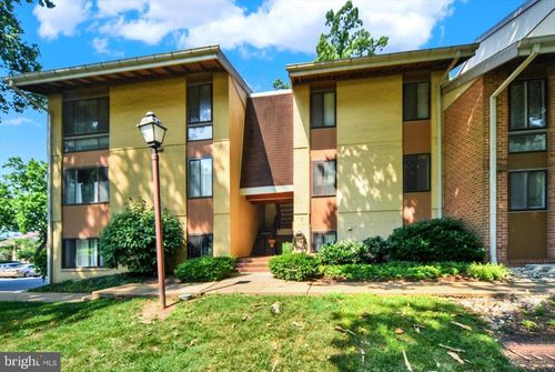 7e-7 Cross Keys Rd, BALTIMORE, MD, 21210-1741 | Card Image