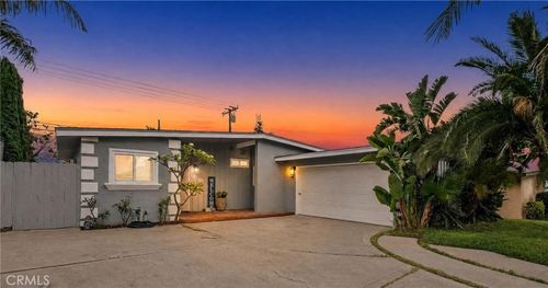 1988 Via Del Rio, Corona, CA, 92882 | Card Image