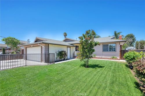 1913 240th St, Lomita, CA, 90717-1215 | Card Image