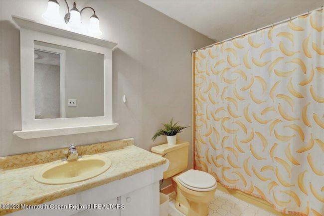 367 Middlewood Rd, Condo with 3 bedrooms, 3 bathrooms and null parking in Middletown NJ | Image 16