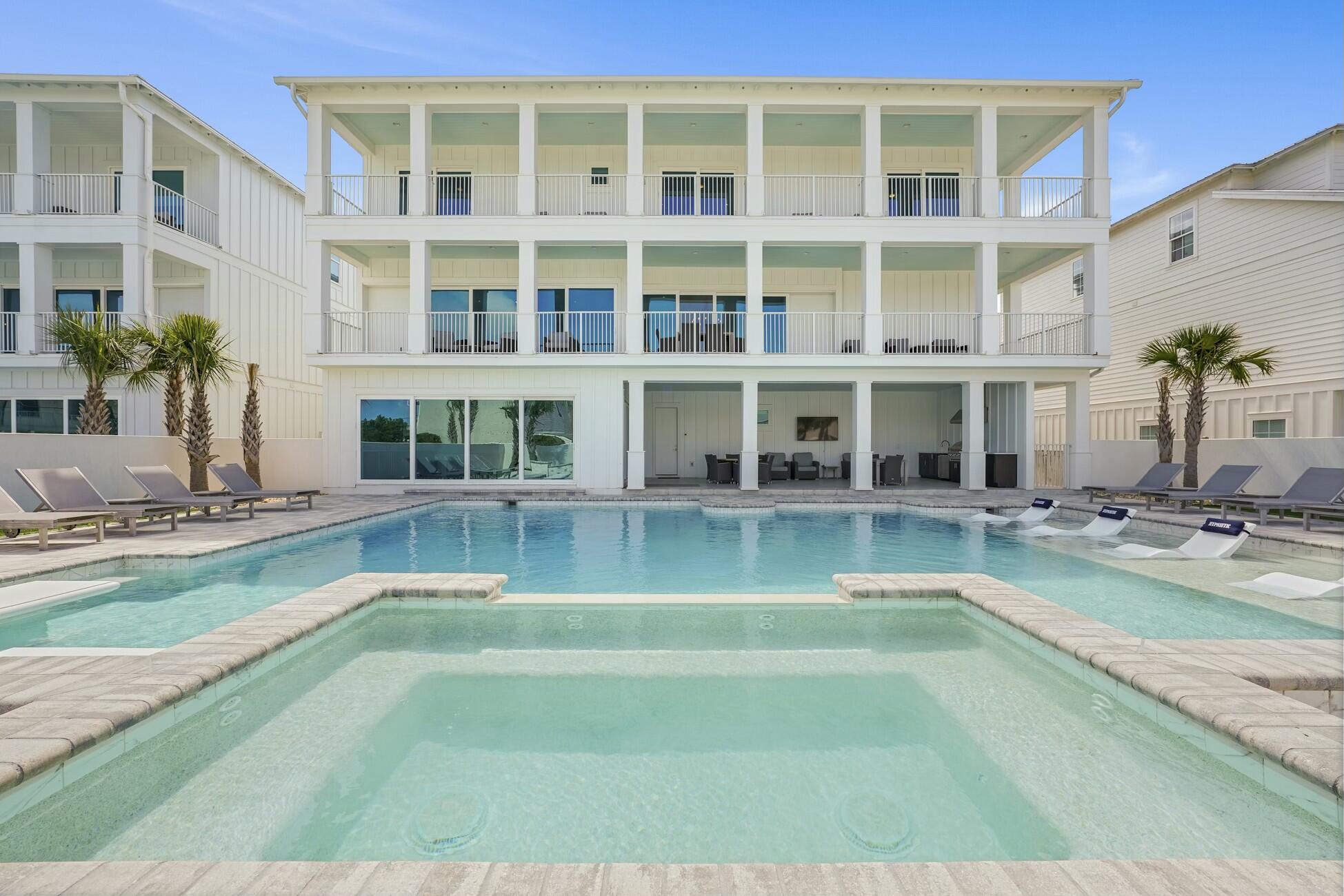 Residential in Miramar Beach 3