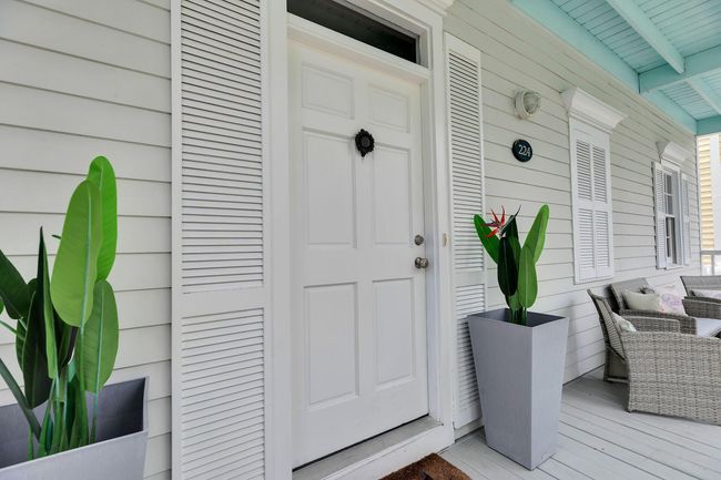 Front entrance | Image 6