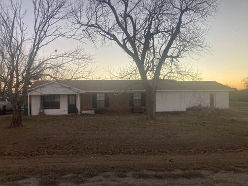 795 Dove Hill Ln, China Spring, TX, 76633-2705 | Card Image