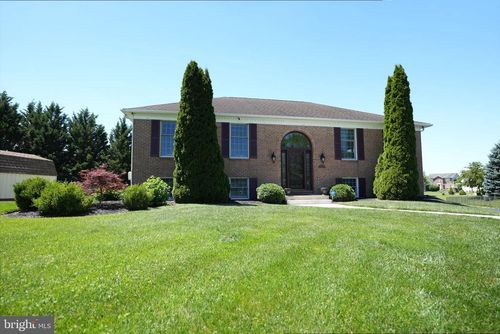 136 Bernice Dr, BEAR, DE, 19701-2016 | Card Image
