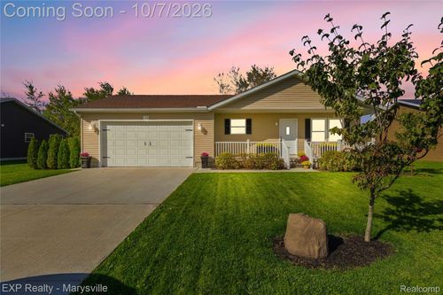 625 Range Rd, Kimball, MI, 48074-3905 | Card Image