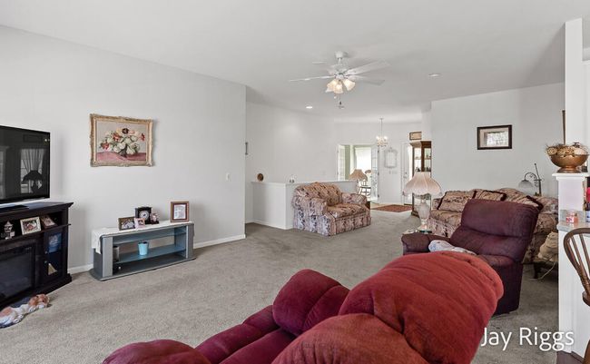 2520TurningLeafWay-30LoRes | Image 30