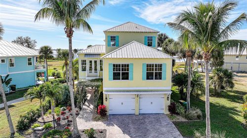 6751 Portside Ln, ENGLEWOOD, FL, 34223-4885 | Card Image
