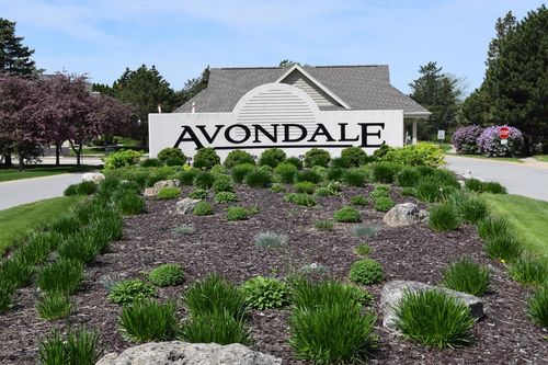 1-a-N21W24130 Garden Circle, Pewaukee, WI, 53072 | Card Image