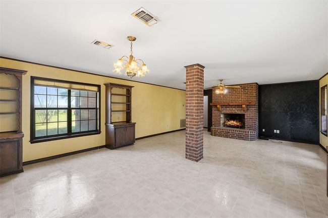 8232 Fm 2145, Home with 3 bedrooms, 3 bathrooms and null parking in Ledbetter TX | Image 12