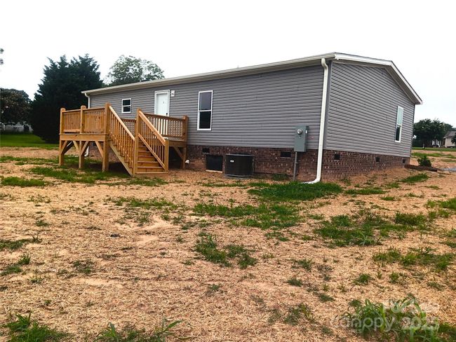 Rear & Left Side | Image 38
