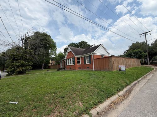 500 Fairbanks St, Houston, TX, 77009-1908 | Card Image
