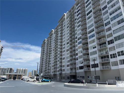 601-18031 Biscayne Blvd, Aventura, FL, 33160-5201 | Card Image