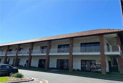 205-1234 W Chapman W, Orange, CA, 92868 | Card Image