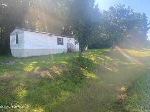 468 Cow Horn Rd, Richlands, NC, 28574-8148 | Card Image