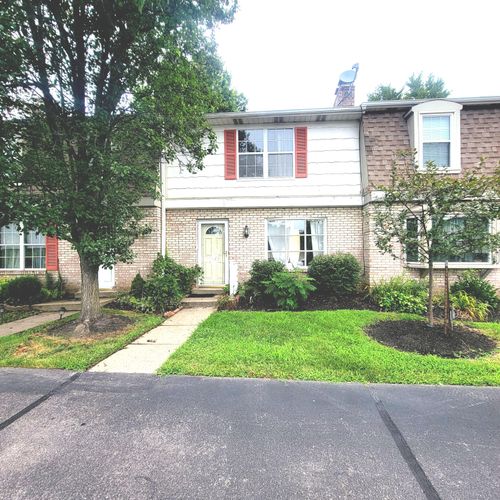 1742 Val Ct, Burlington, KY, 41005-9556 | Card Image