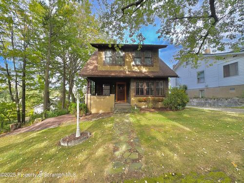 113 Claremont Ave, Clarks Summit, PA, 18411-1564 | Card Image