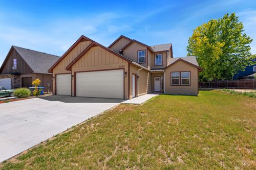 1207 W Blaine Ave, Nampa, ID, 83651-1015 | Card Image